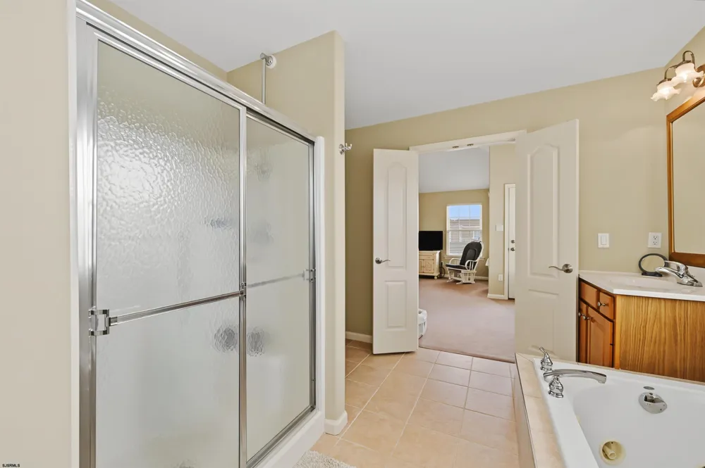 231 S 10th St Brigantine, NJ 08203