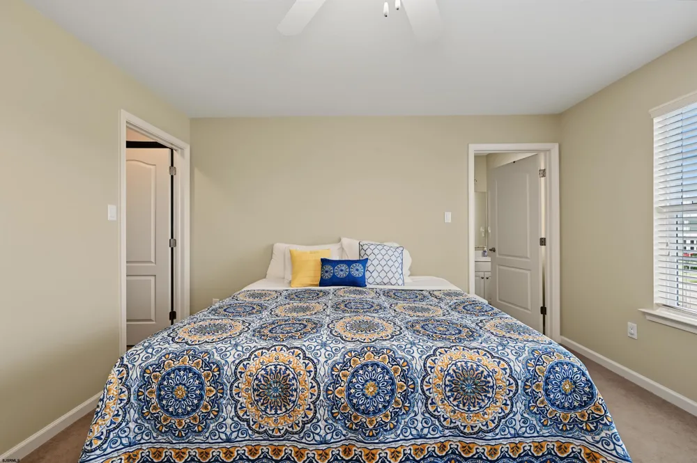 231 S 10th St Brigantine, NJ 08203