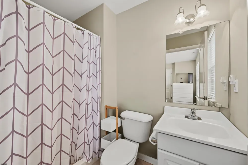 231 S 10th St Brigantine, NJ 08203