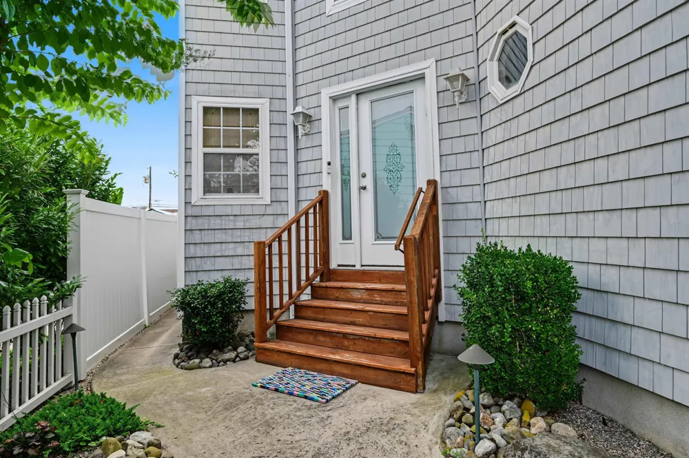 231 S 10th St Brigantine, NJ 08203