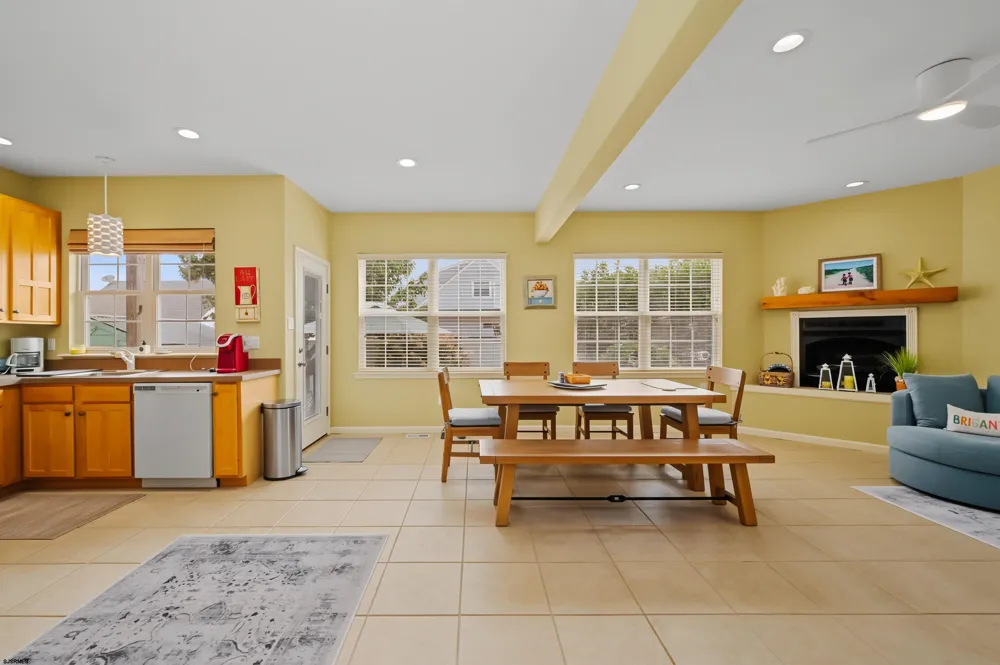 231 S 10th St Brigantine, NJ 08203