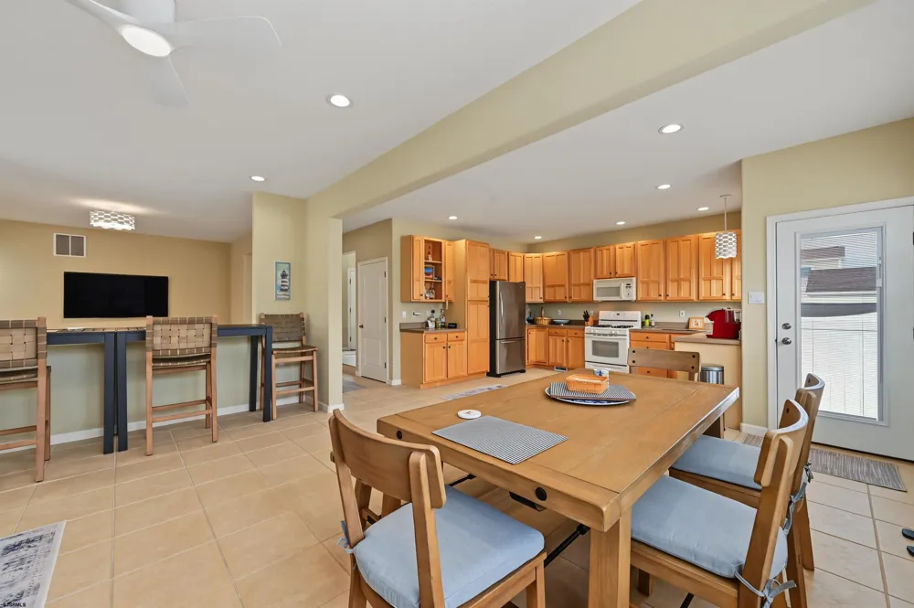 231 S 10th St Brigantine, NJ 08203