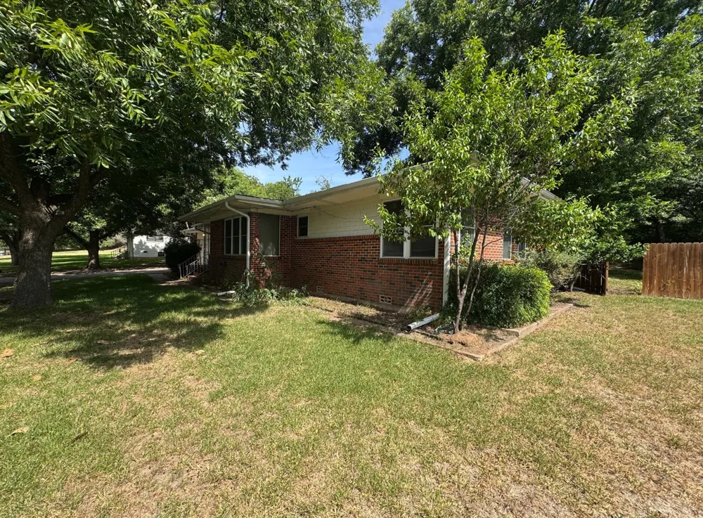 3703 Pecan Park Drive Weatherford, TX 76087