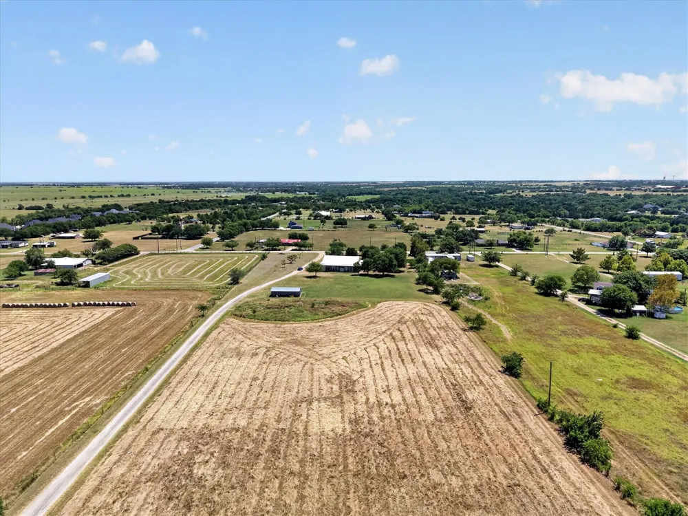 Lone Elm Road Waxahachie, TX 75167