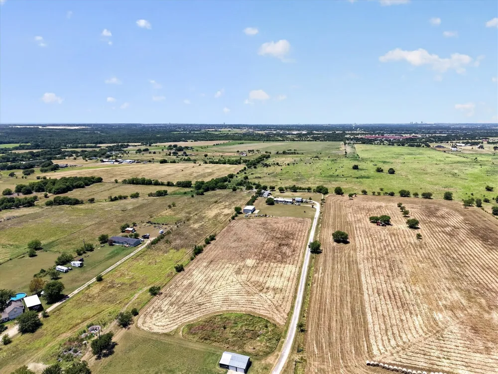 Lone Elm Road Waxahachie, TX 75167