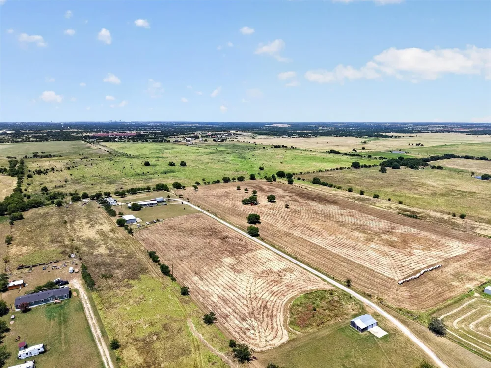 Lone Elm Road Waxahachie, TX 75167