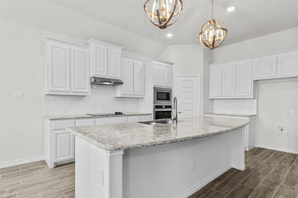 112 Mockingbird Hill Drive Joshua, TX 76058