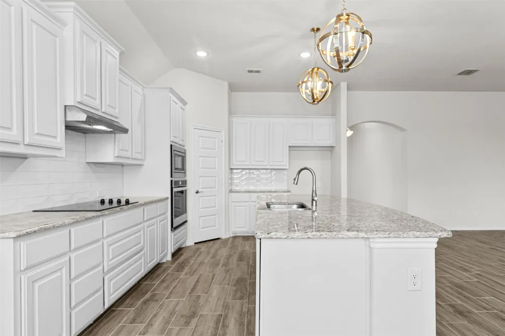 112 Mockingbird Hill Drive Joshua, TX 76058