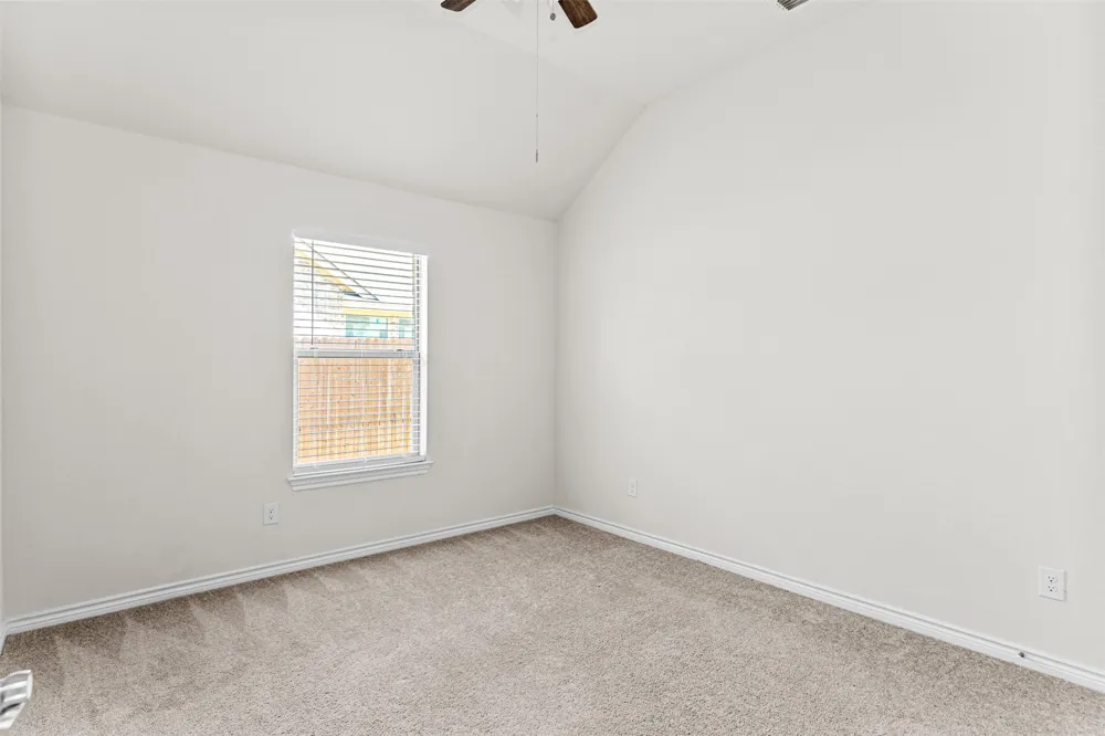 112 Mockingbird Hill Drive Joshua, TX 76058