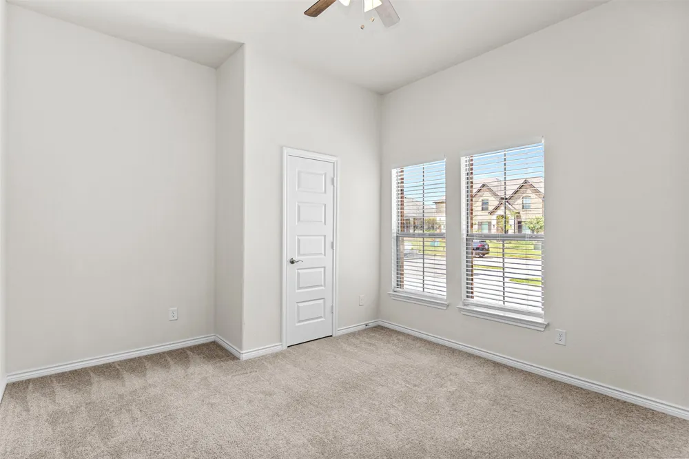112 Mockingbird Hill Drive Joshua, TX 76058