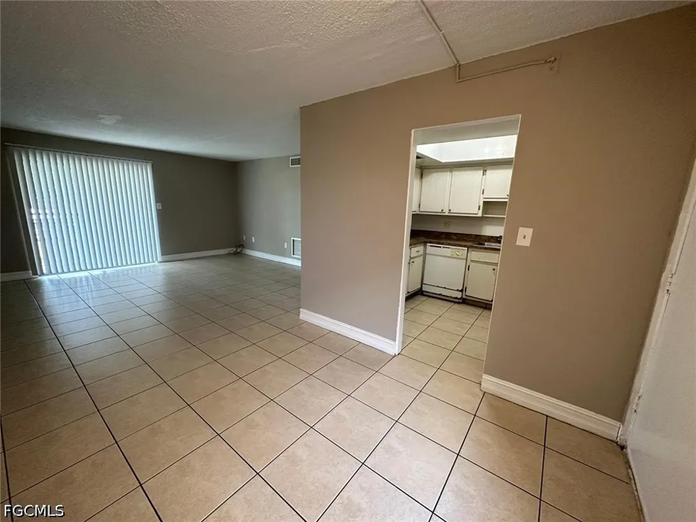 Maravilla Avenue #303 Fort Myers, FL 33901