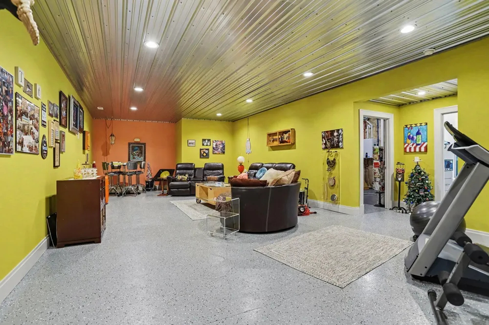 8241 Thimbleweed Trail Kalamazoo, MI 49009