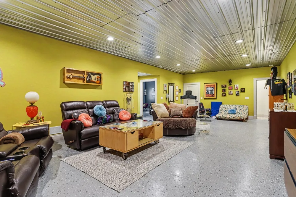 8241 Thimbleweed Trail Kalamazoo, MI 49009