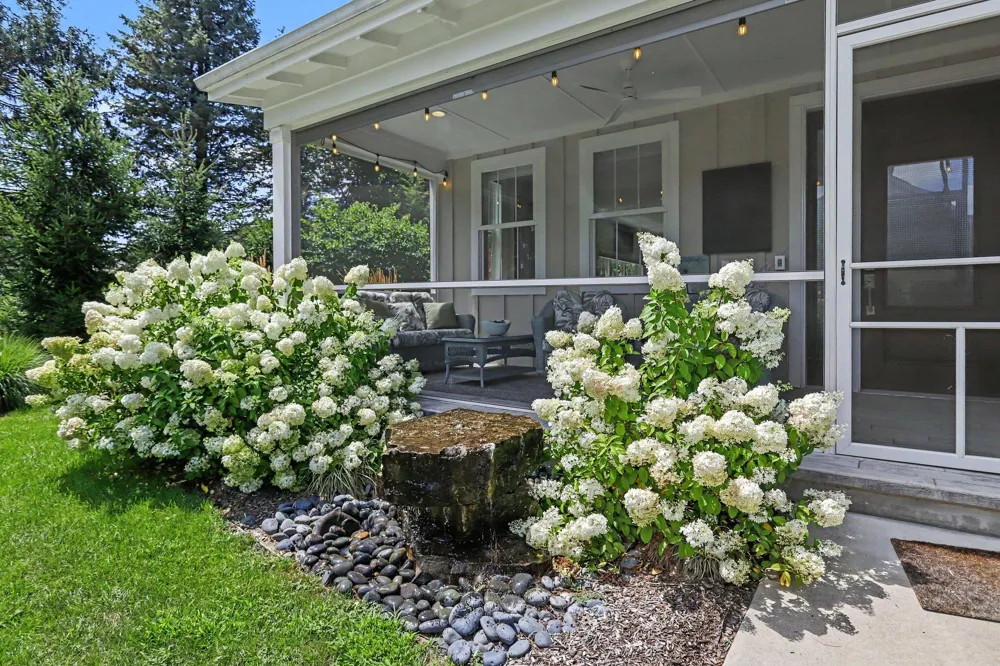 8241 Thimbleweed Trail Kalamazoo, MI 49009