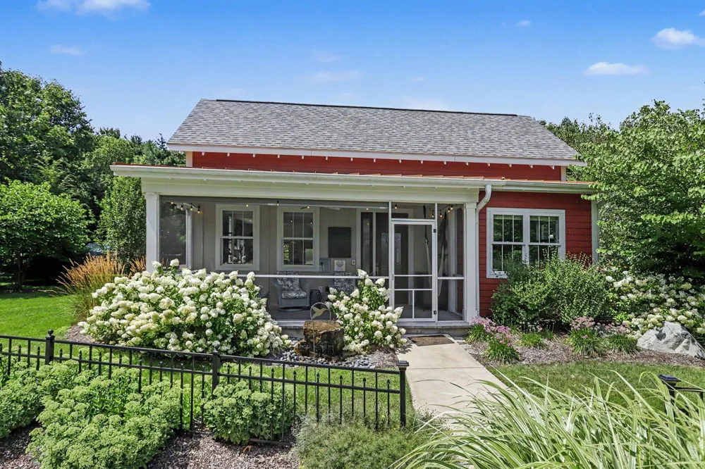 8241 Thimbleweed Trail Kalamazoo, MI 49009