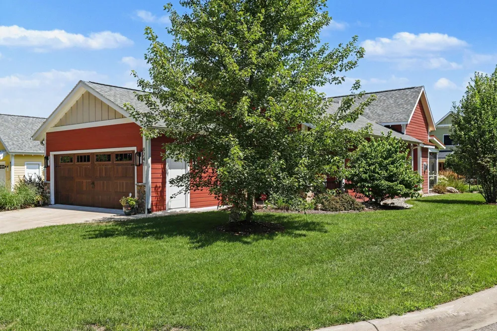 8241 Thimbleweed Trail Kalamazoo, MI 49009