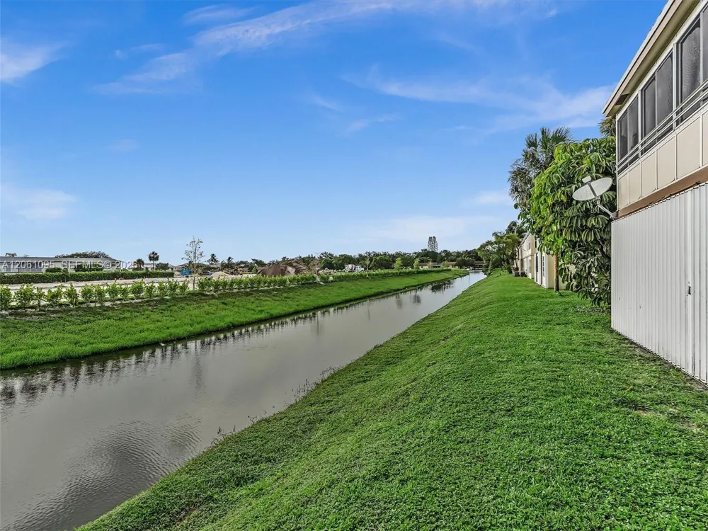 551 NW 76th Ter #208 Margate, FL 33063