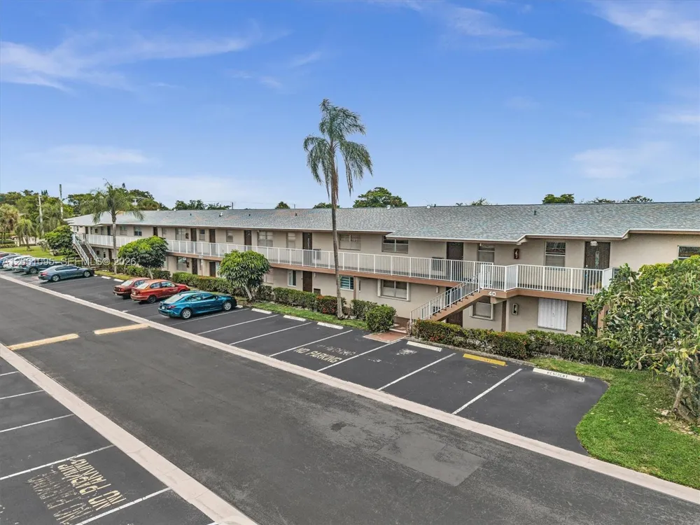 551 NW 76th Ter #208 Margate, FL 33063