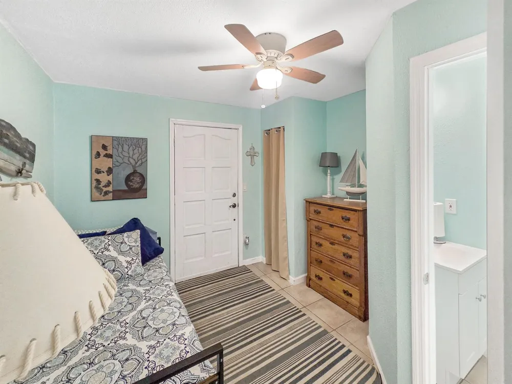 2013 SAINT LUCIE BOULEVARD Fort Pierce, FL 34946