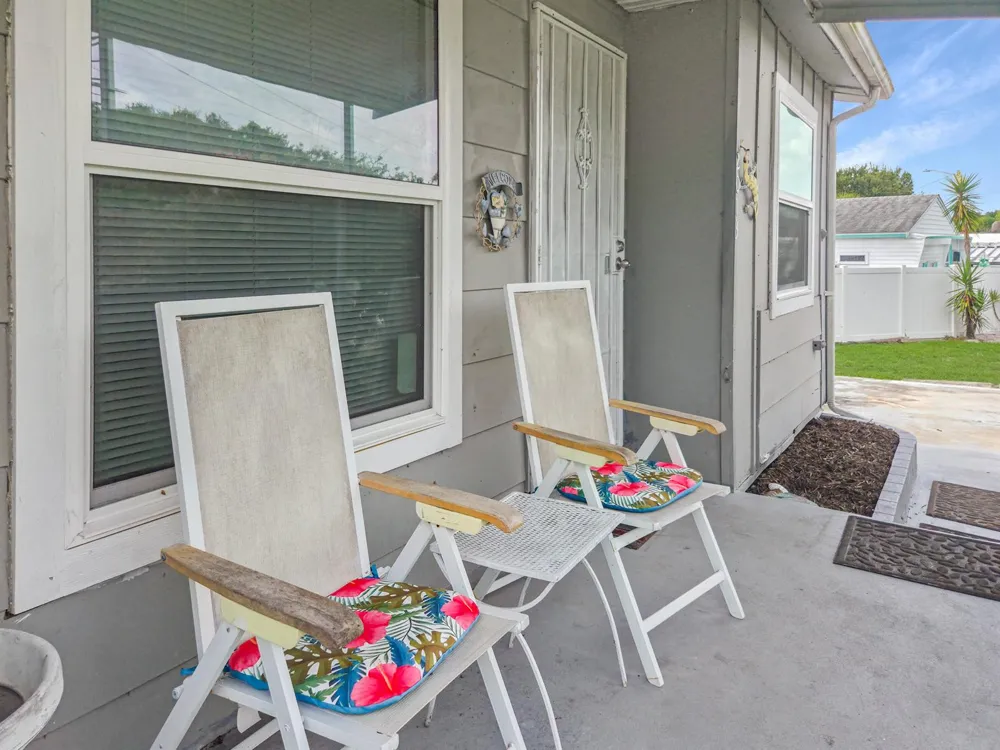 2013 SAINT LUCIE BOULEVARD Fort Pierce, FL 34946