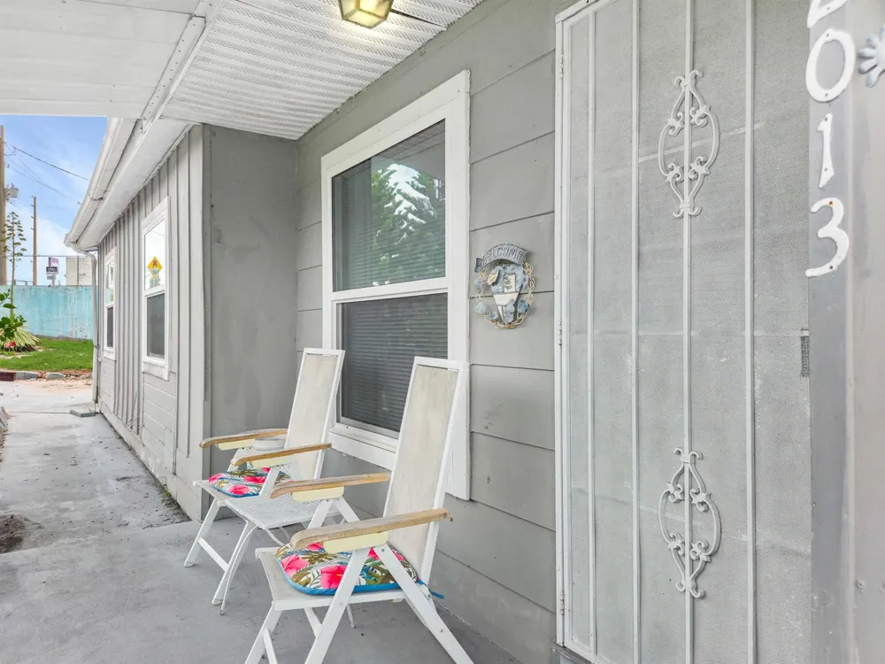 2013 SAINT LUCIE BOULEVARD Fort Pierce, FL 34946