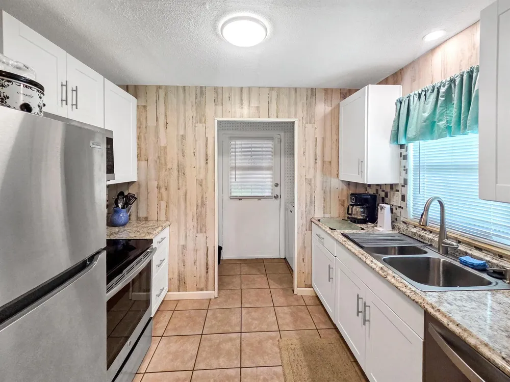 2013 SAINT LUCIE BOULEVARD Fort Pierce, FL 34946