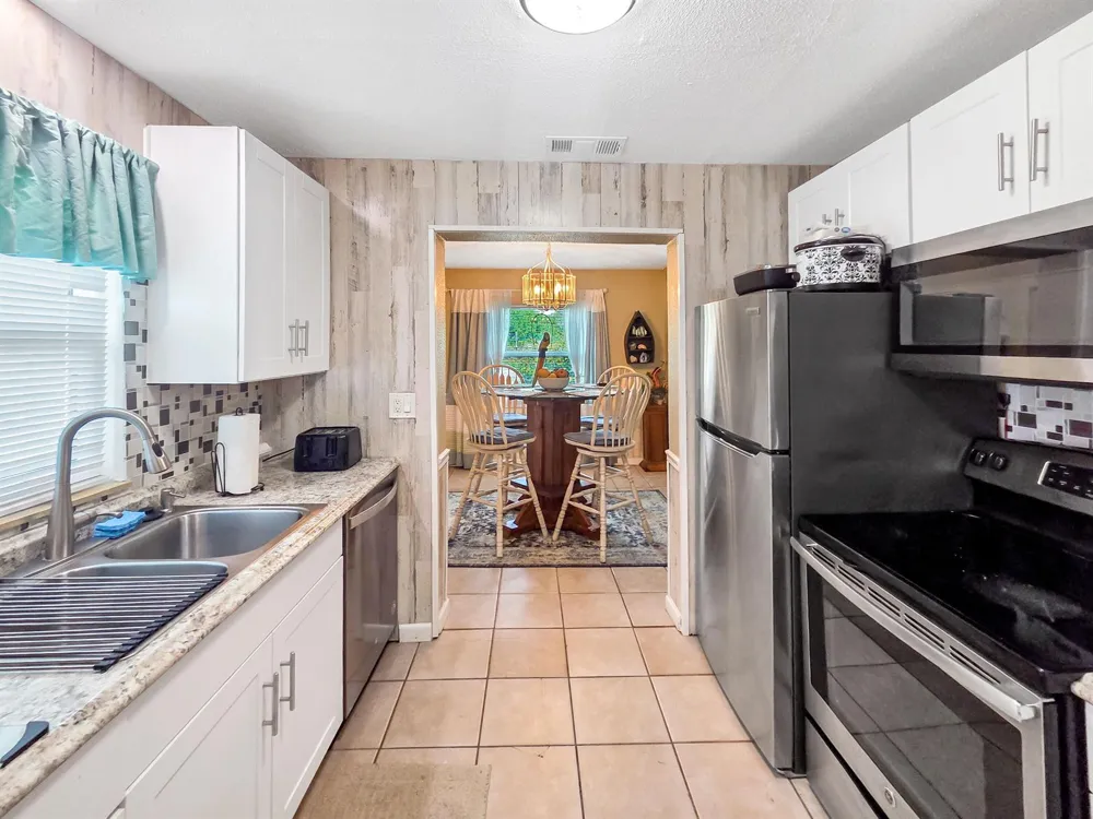 2013 SAINT LUCIE BOULEVARD Fort Pierce, FL 34946
