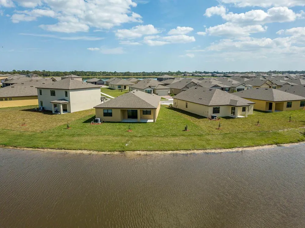 1863 FARMHOUSE ROAD SE Palm Bay, FL 32909