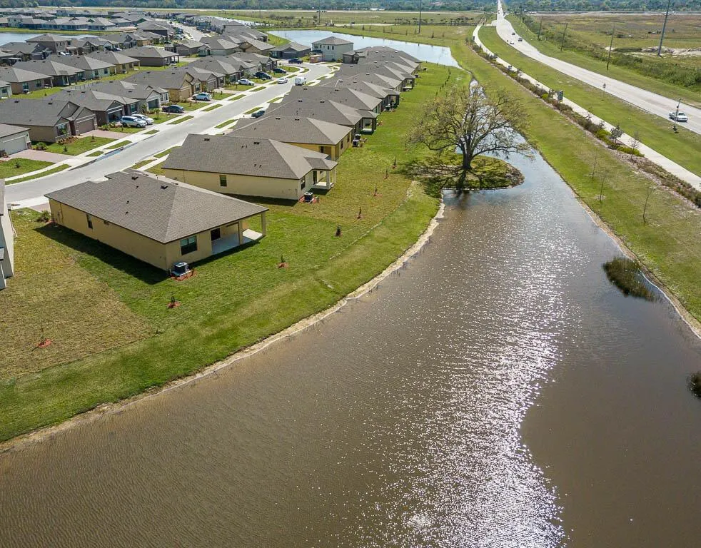 1863 FARMHOUSE ROAD SE Palm Bay, FL 32909