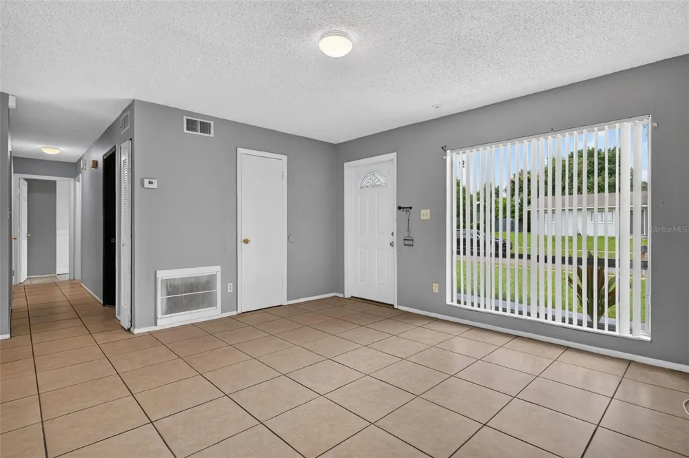 1877 WAYSIDE DRIVE Orlando, FL 32818