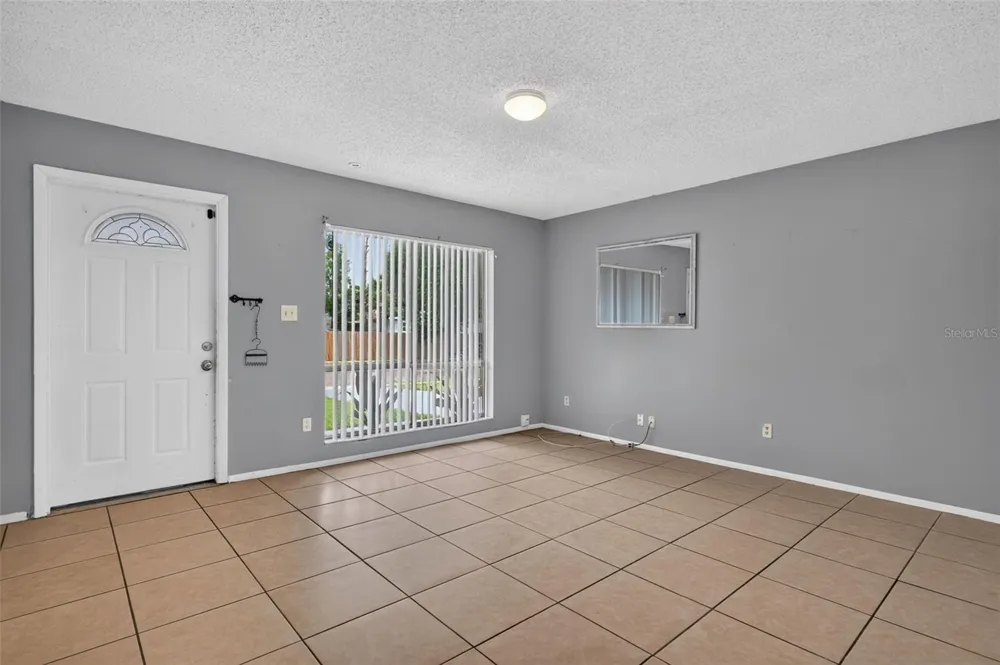 1877 WAYSIDE DRIVE Orlando, FL 32818