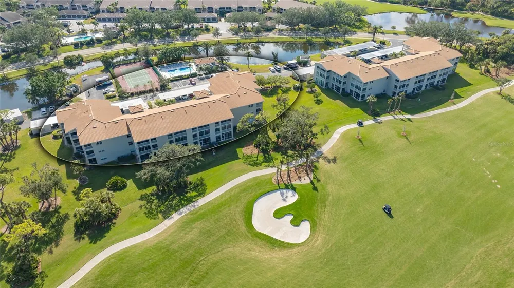 9610 CLUB SOUTH CIRCLE #4302 Sarasota, FL 34238