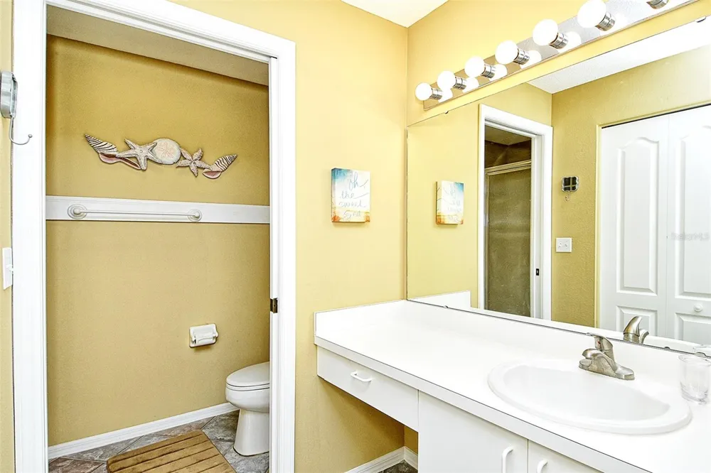 9610 CLUB SOUTH CIRCLE #4302 Sarasota, FL 34238