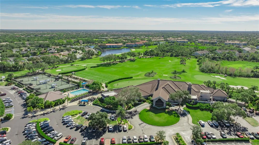 9610 CLUB SOUTH CIRCLE #4302 Sarasota, FL 34238