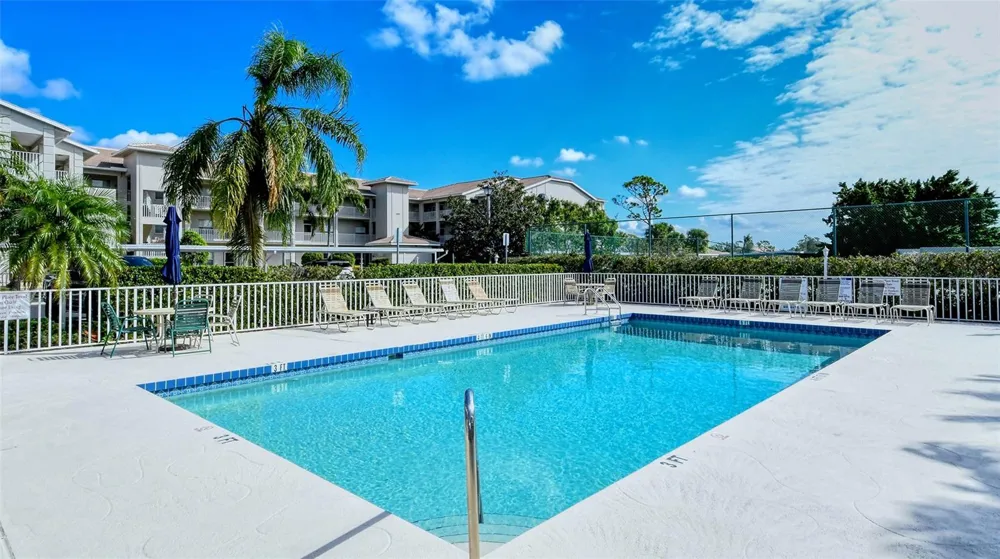 9610 CLUB SOUTH CIRCLE #4302 Sarasota, FL 34238