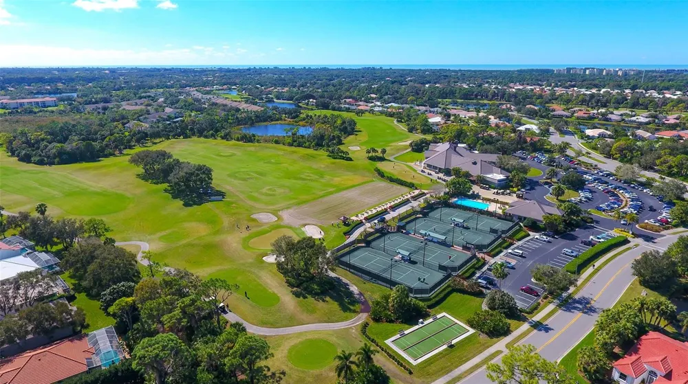 9610 CLUB SOUTH CIRCLE #4302 Sarasota, FL 34238