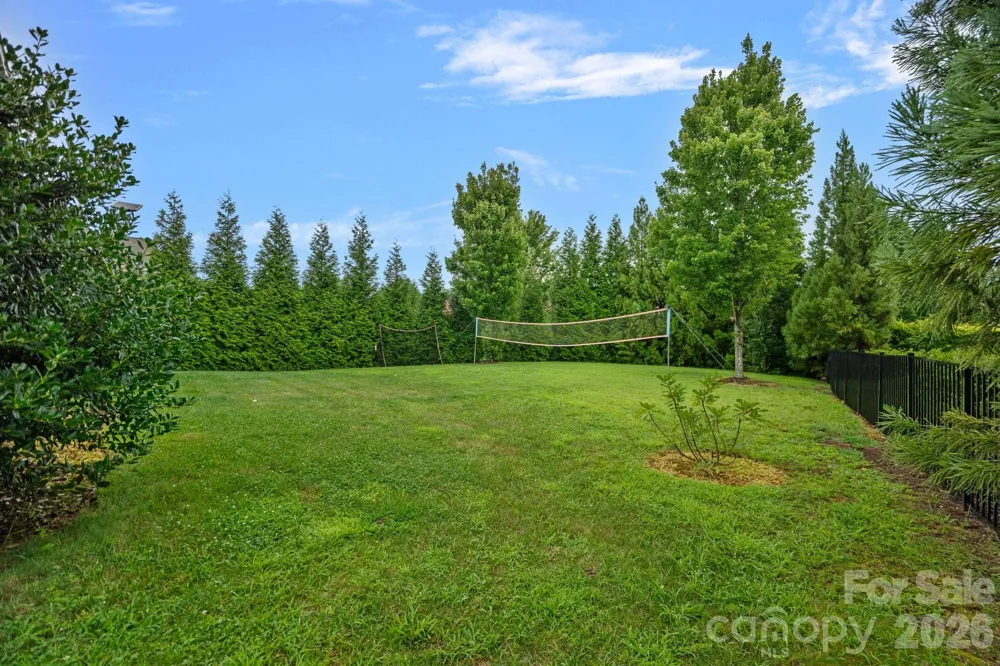 8211 Caesars Head Drive Waxhaw, NC 28173