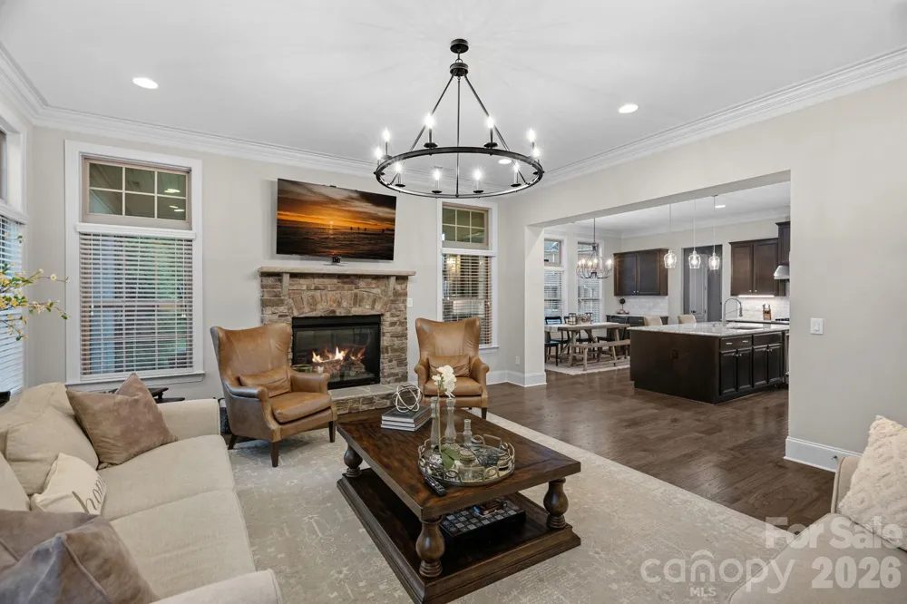 8211 Caesars Head Drive Waxhaw, NC 28173