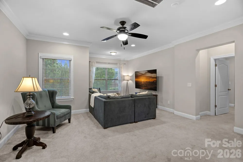 8211 Caesars Head Drive Waxhaw, NC 28173