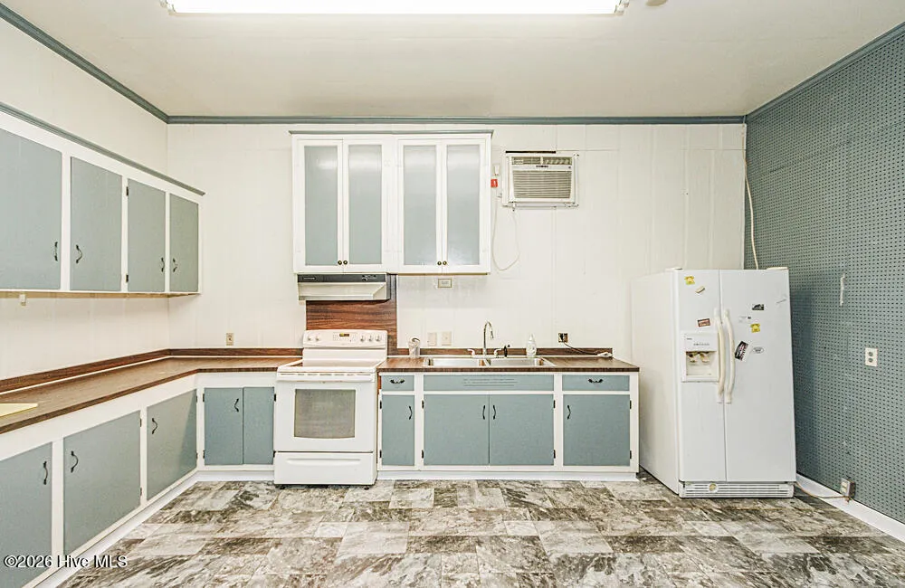 600 S Haughton Street Williamston, NC 27892