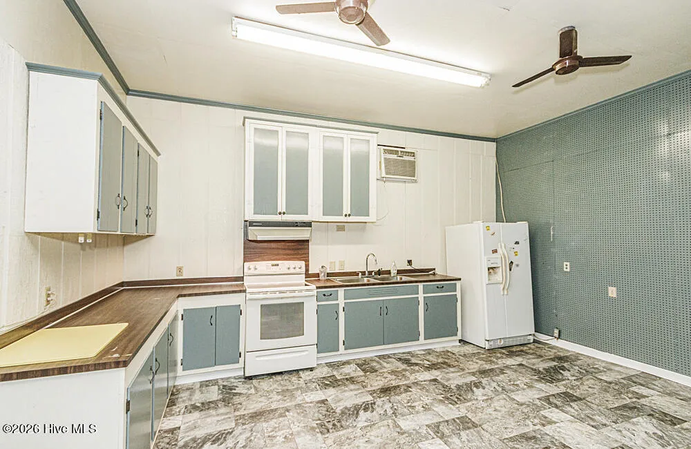 600 S Haughton Street Williamston, NC 27892