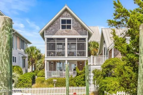 41 Transom Row