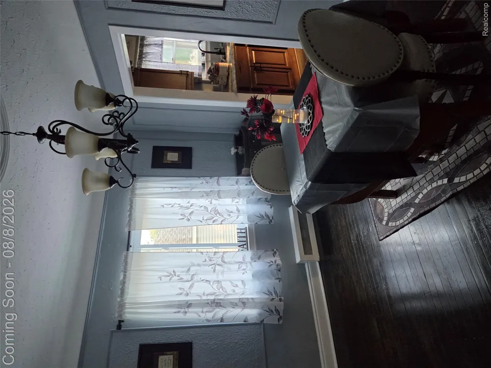 19805 Lexington Redford Charter Township, MI 48240