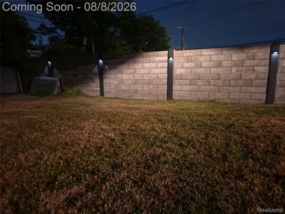 19805 Lexington Redford Charter Township, MI 48240