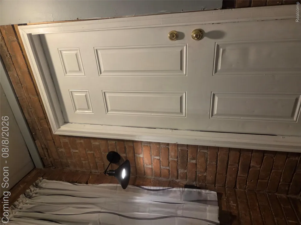 19805 Lexington Redford Charter Township, MI 48240