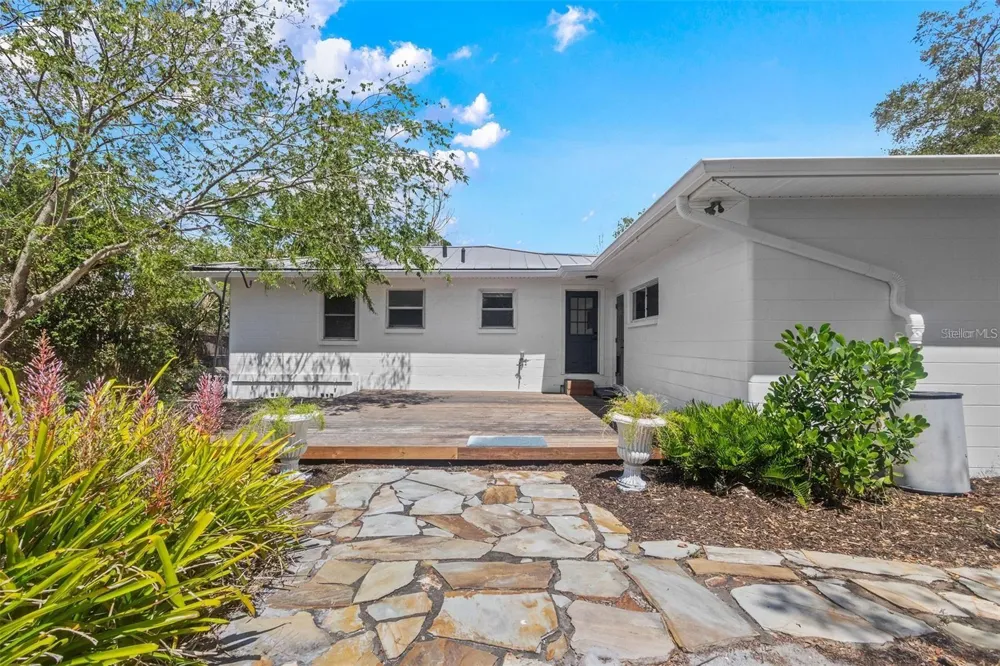 6206 S FOSTER AVENUE Tampa, FL 33611