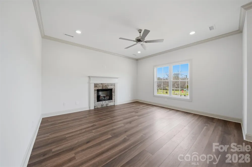 4957 Southview Drive Hickory, NC 28602