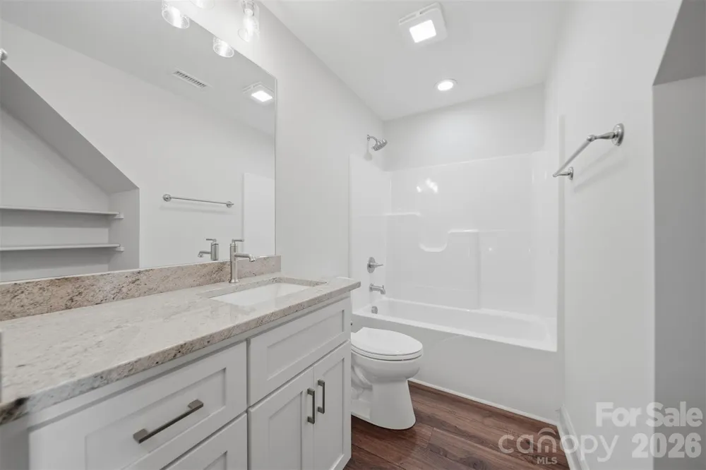 4957 Southview Drive Hickory, NC 28602