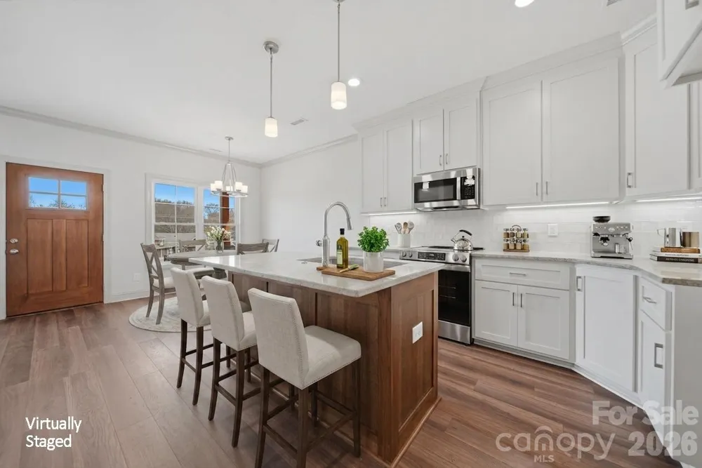 4957 Southview Drive Hickory, NC 28602