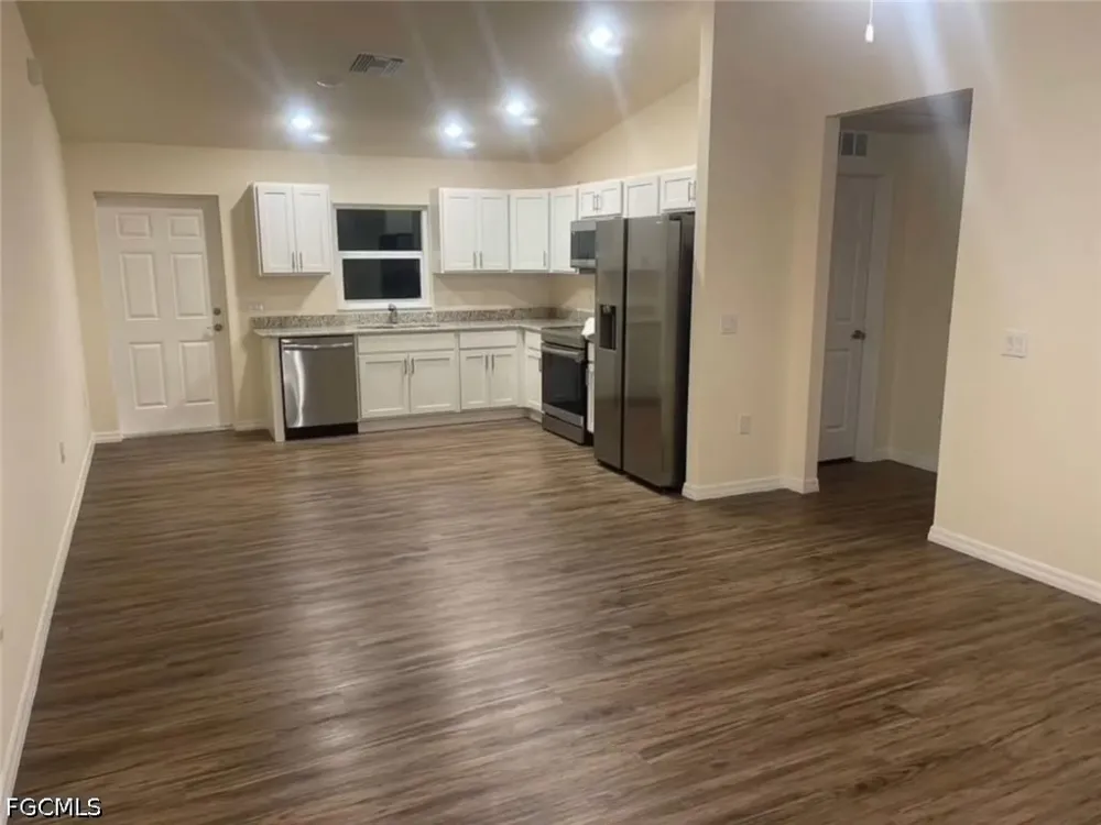Rich Circle Labelle, FL 33935